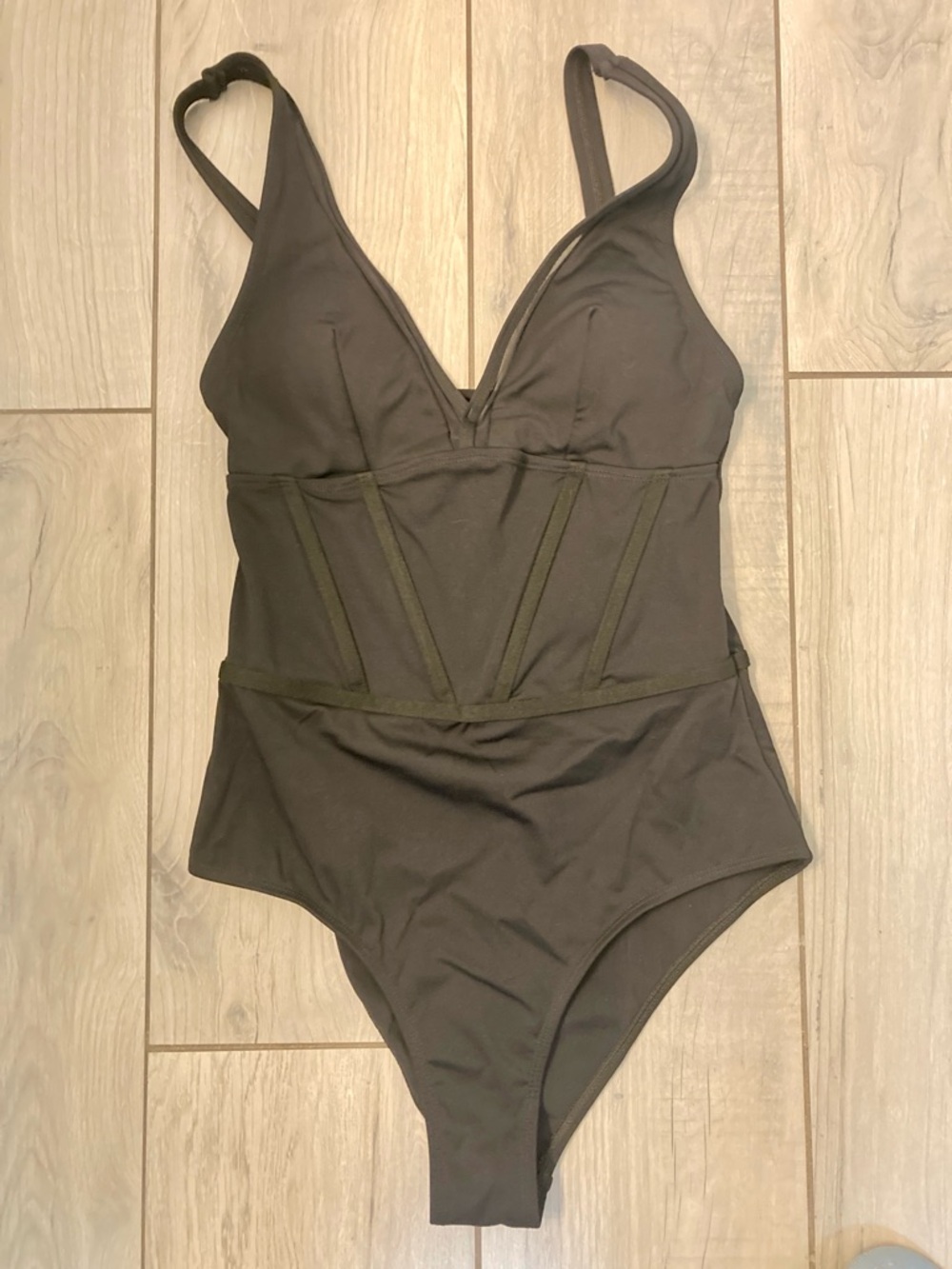 CUPSHE M Black Plunging Fishbone Tummy Control One-Piece